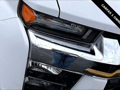 Used 2023 Chevrolet Silverado 2500 LT w/ All Star Edition image 31