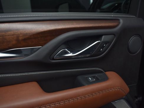 Used 2023 GMC Yukon Denali Ultimate image 24