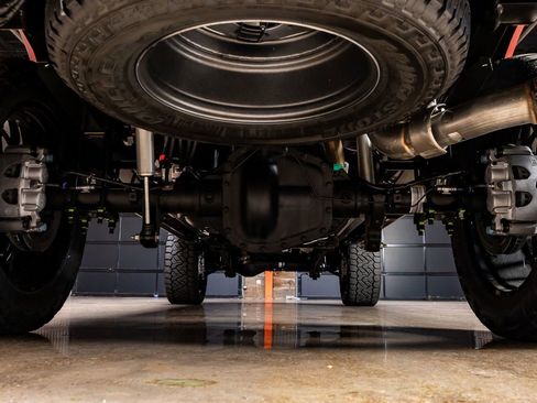 Used 2026 Ford F250 Platinum w/ Platinum Plus Package image 16