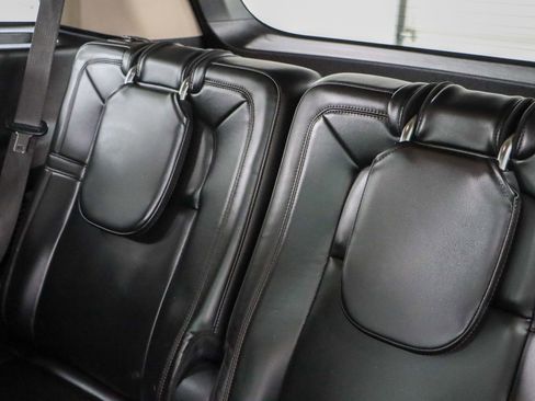 Used 2021 Lincoln Aviator Reserve w/ Equipment Group 201A image 26