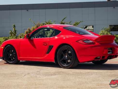 Used 2009 Porsche Cayman image 3