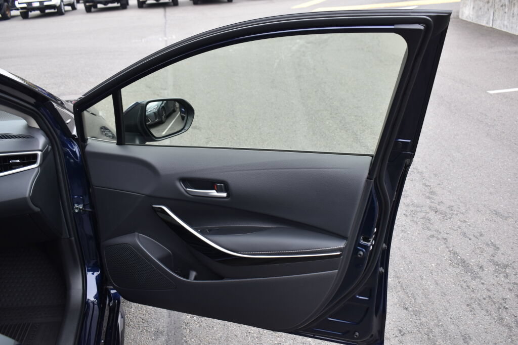 Certified 2026 Toyota Corolla XLE FWD image 24
