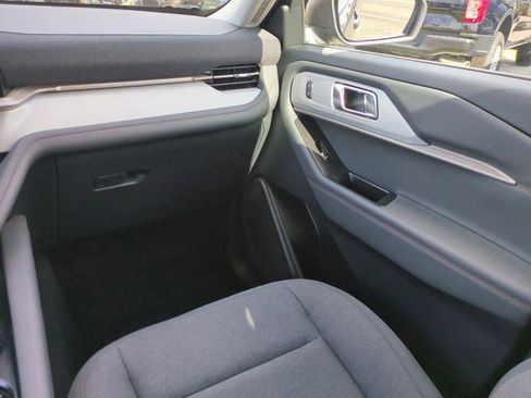 New 2026 Ford Explorer Active image 17