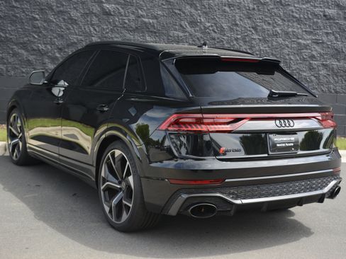 Used 2023 Audi RS Q8 AWD/4WD image 3