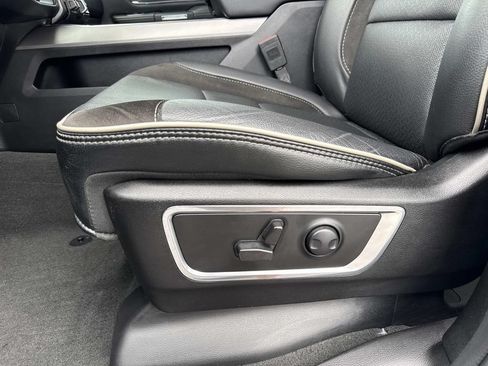 Used 2024 RAM 1500 Laramie RWD image 20