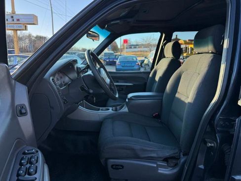 Used 2001 Ford Explorer Sport Trac 2WD image 9