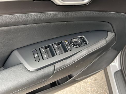New 2026 Kia Sportage AWD Hybrid image 19