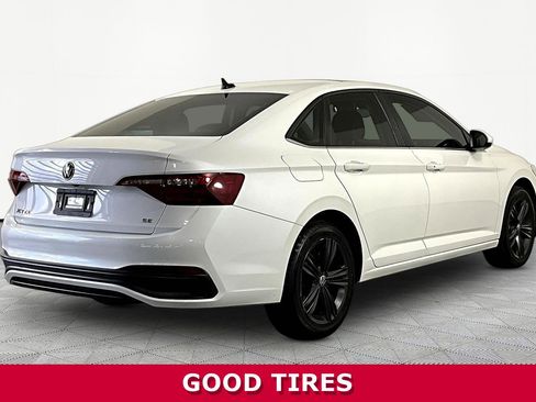 Used 2022 Volkswagen Jetta SE FWD image 6