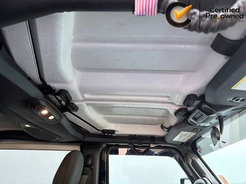 Certified 2025 Jeep Wrangler Sport AWD/4WD image 37