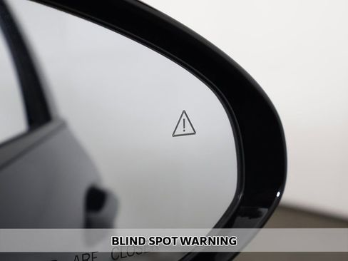 Used 2025 Kia K5 LXS image 3