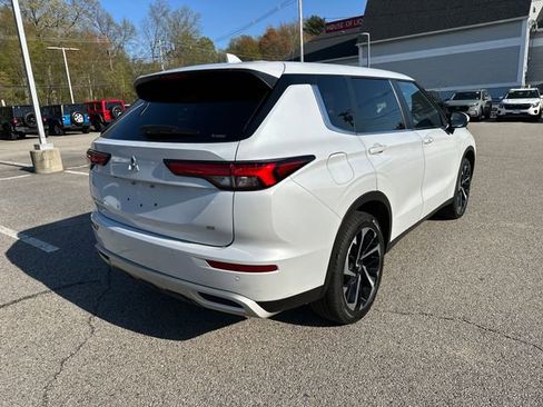 Used 2024 Mitsubishi Outlander SE AWD/4WD image 8