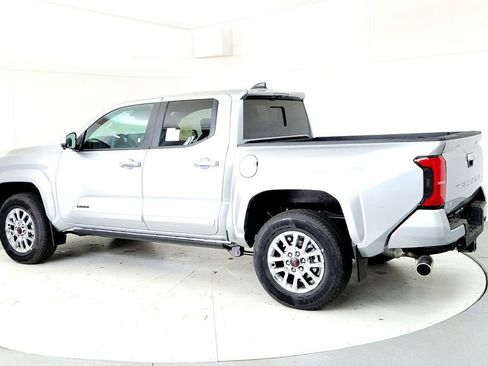 New 2026 Toyota Tacoma Limited AWD/4WD image 4