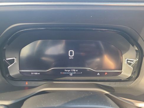 Used 2023 GMC Yukon Denali RWD image 31