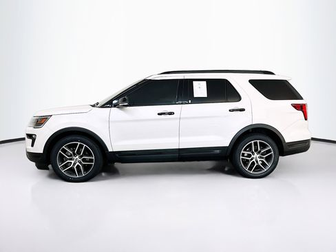 Used 2018 Ford Explorer Sport w/ Equipment Group 401A image 4