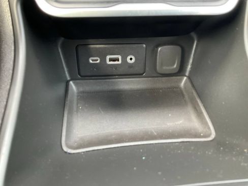 Used 2021 GMC Terrain SLE w/ Driver Convenience Package FWD image 17