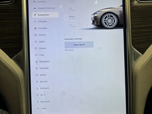 Used 2015 Tesla Model S P90D image 35