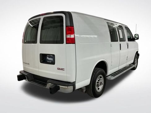 Used 2024 GMC Savana 2500 w/ Driver Convenience Package RWD image 3