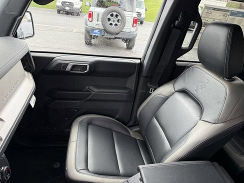 New 2026 Ford Bronco Outer Banks image 16