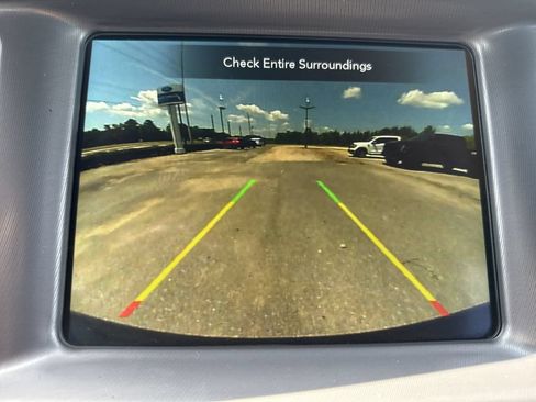 Used 2023 Dodge Charger SXT RWD image 20