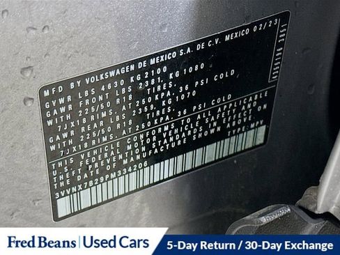Used 2023 Volkswagen Taos SE w/ Panoramic Sunroof Package AWD/4WD image 33