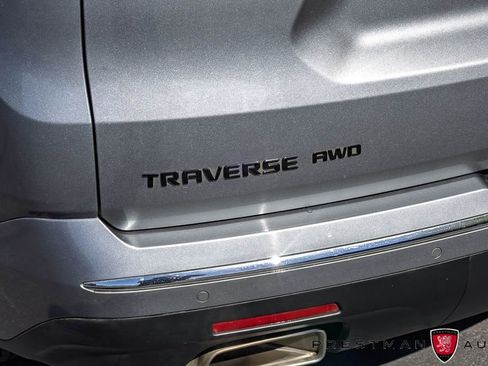 Used 2023 Chevrolet Traverse Premier AWD/4WD image 47