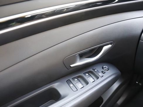 Certified 2023 Hyundai Tucson SE AWD/4WD image 18