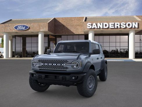 New 2025 Ford Bronco Badlands w/ Sasquatch Package image 2