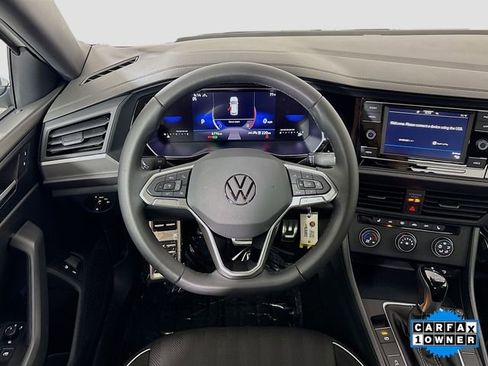 Certified 2024 Volkswagen Jetta Sport image 21