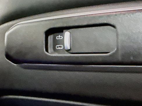 Used 2026 BMW X7 xDrive40i AWD/4WD image 43