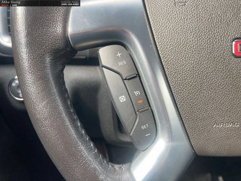 Used 2014 GMC Acadia SLE FWD image 23