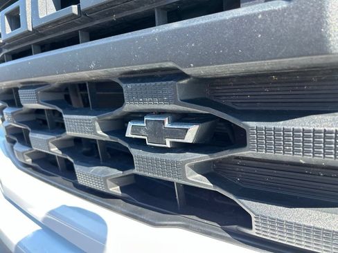 Used 2022 Chevrolet Silverado 1500 Custom RWD image 10