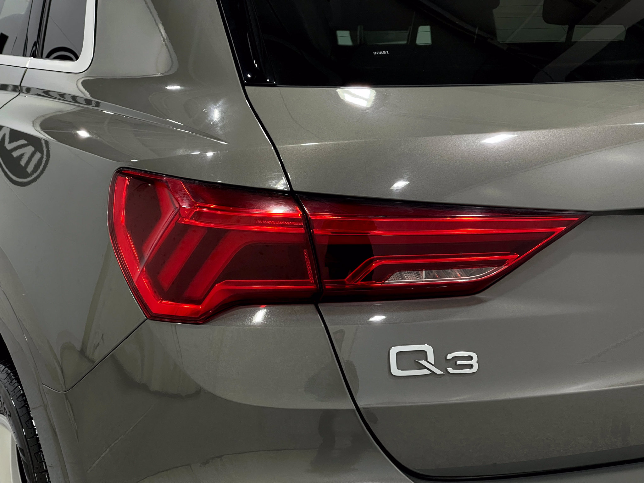 Used 2020 Audi Q3 2.0T Premium Plus AWD/4WD image 34