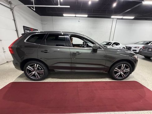 Used 2019 Volvo XC60 T6 Momentum w/ Advanced Package AWD/4WD image 10