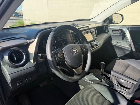 Used 2014 Toyota RAV4 LE AWD/4WD image 20