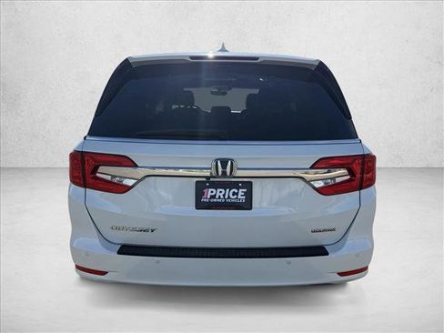 Used 2018 Honda Odyssey Touring image 6