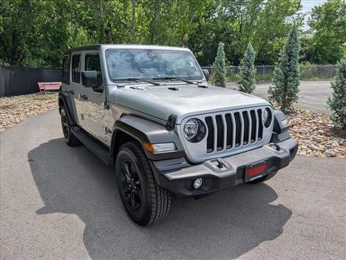 Used 2022 Jeep Wrangler Unlimited Sport AWD/4WD image 7