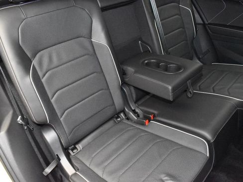 Used 2024 Volkswagen Tiguan SEL R-Line AWD/4WD image 35