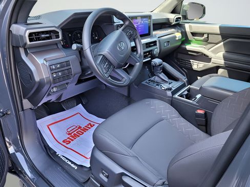 Used 2024 Toyota Tacoma SR5 AWD/4WD image 11