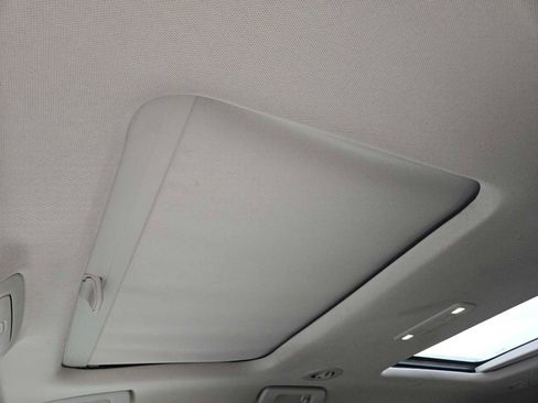 Used 2017 GMC Acadia Denali w/ Technology Package image 22