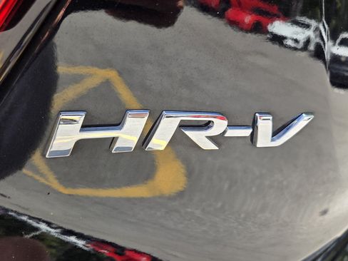 Used 2019 Honda HR-V Sport image 16