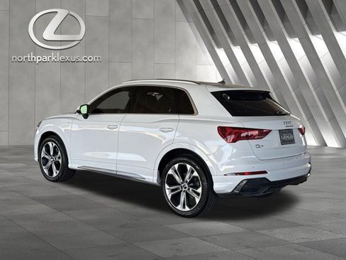 Used 2020 Audi Q3 2.0T Prestige w/ Prestige Package AWD/4WD image 2