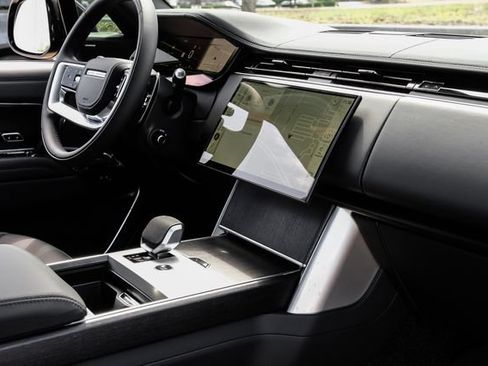 New 2026 Land Rover Range Rover SE AWD/4WD image 27