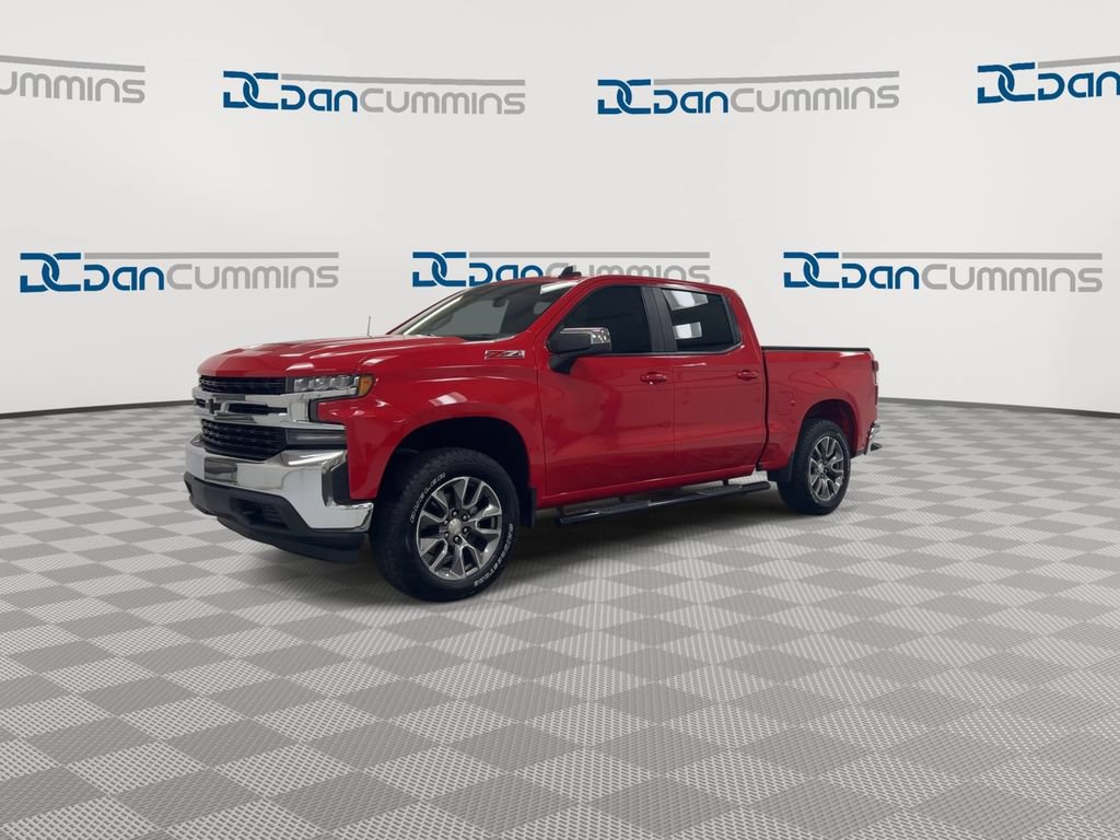 Used 2022 Chevrolet Silverado 1500 LT w/ Z71 Off-Road Package AWD/4WD image 4