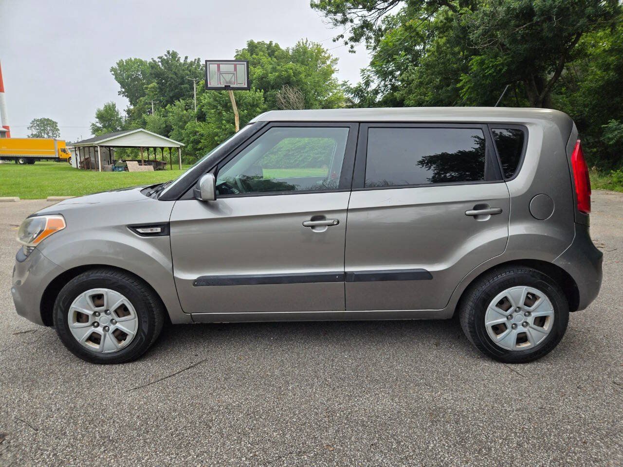 Used 2013 Kia Soul FWD image 4