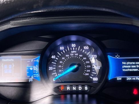 Used 2022 Ford Edge SE image 23