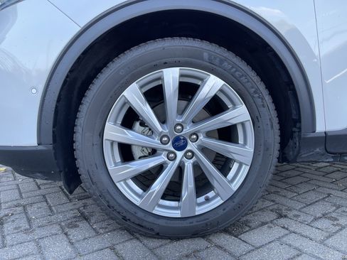 Used 2021 Ford Escape Titanium w/ Titanium Elite Package image 11