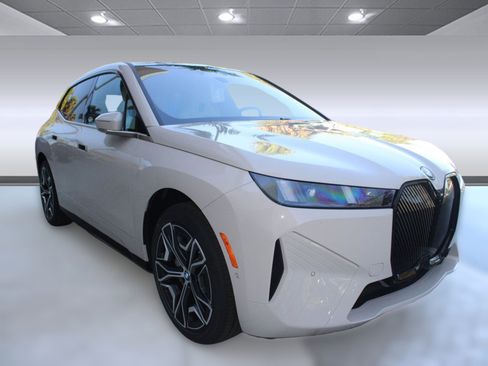 New 2026 BMW iX xDrive45 w/ Executive Package image 7