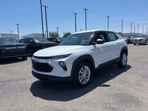 New 2026 Chevrolet TrailBlazer LS FWD image 6