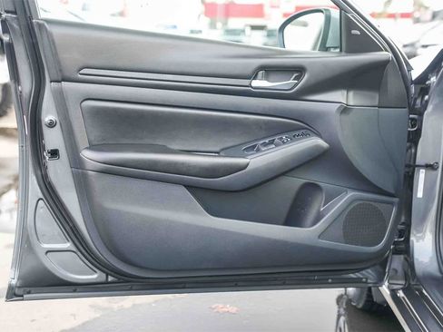 Used 2021 Nissan Altima 2.5 S w/ Driver Assist Package image 15