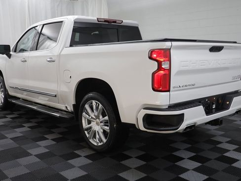 Certified 2024 Chevrolet Silverado 1500 High Country w/ High Country Premium Package image 16